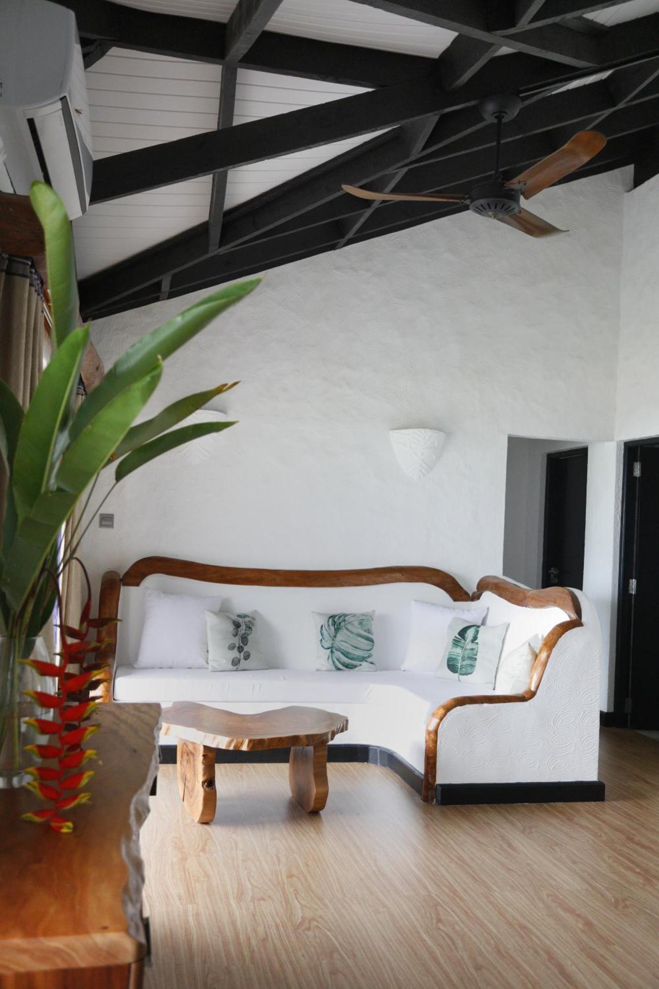 Ferienwohnung The Salty Palms Beau Vallon  Exterior foto